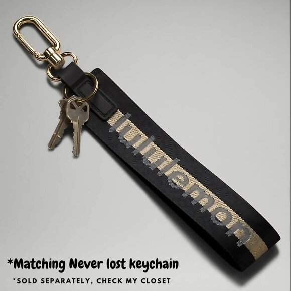 NEW Lululemon Everywhere Crossbody Belt Bag Wordmark Black and Gold Logo - Picture 6 of 6